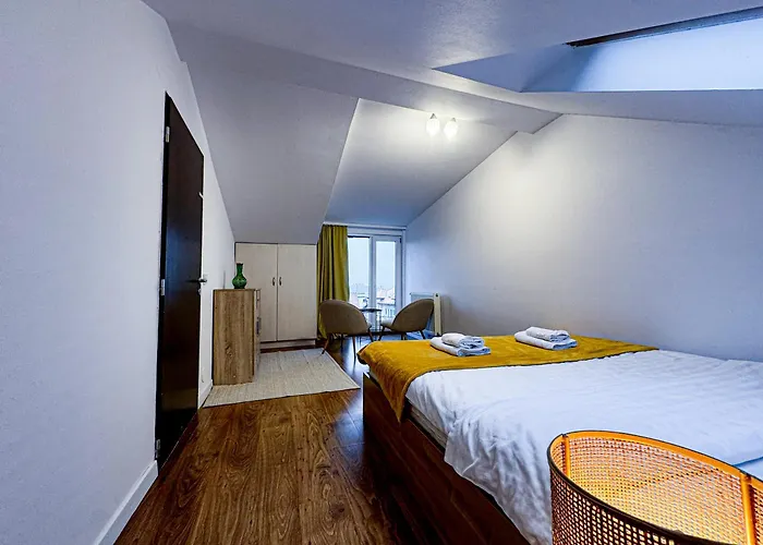 Panoramic Apartment - Central